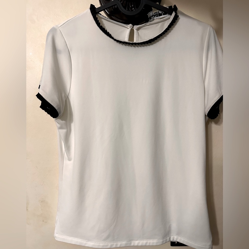 Karl Lagerfeld white top